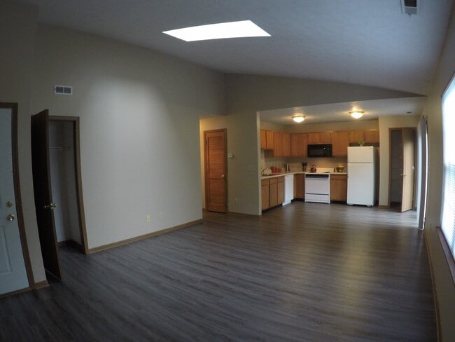 Living room - 2924 Horizon Dr.