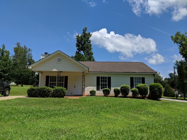 Photo - 1311 Co Rd 455