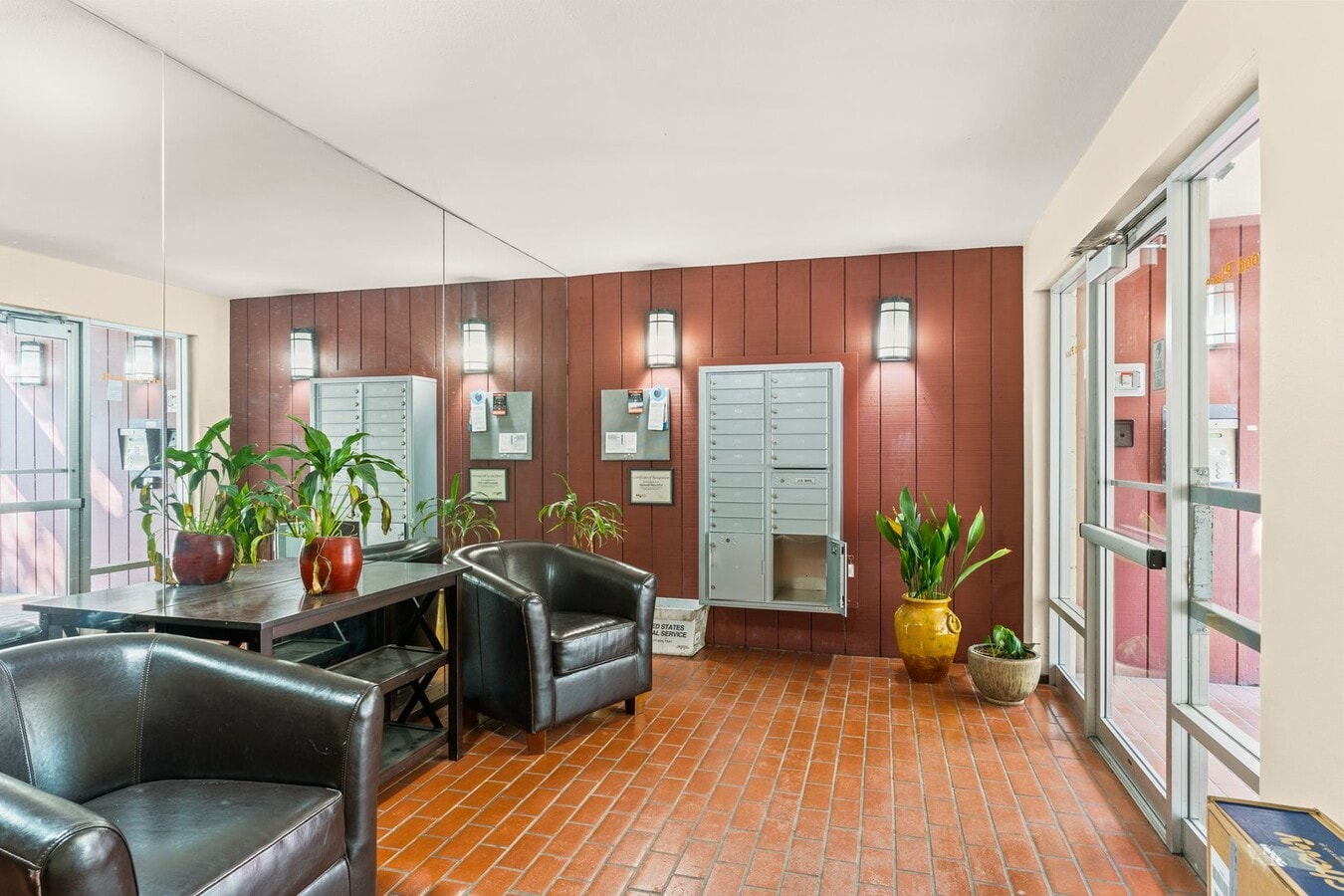 Photo - Modern Oakland Living: New Floors, Private Balcony, and Parking