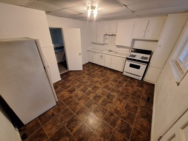 Photo - 509 E 13th Street Unit 509 E 13th St #1