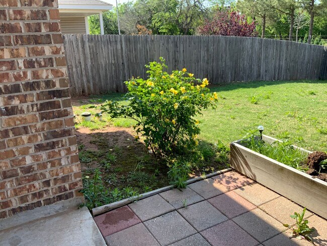 Photo - Available Now! - 3 bedrooms 2.5 bath
