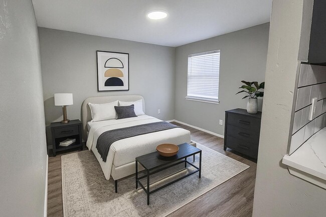 Building Photo - 3550 E Overton Rd