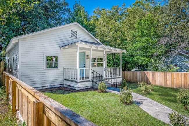 Photo - 4673 Hassell Ave