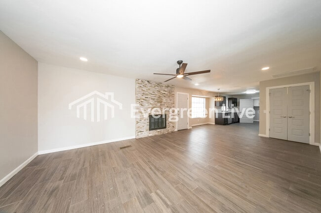 Photo - 14411 Autumn Dr