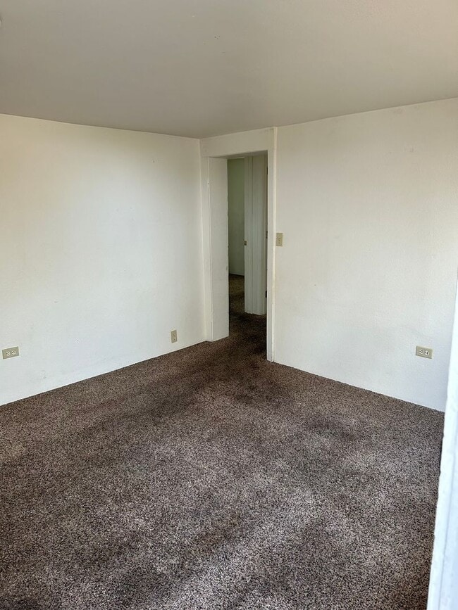 Photo - 3 Bedroom 1.5 Bathroom 1 Story Home In Winslow