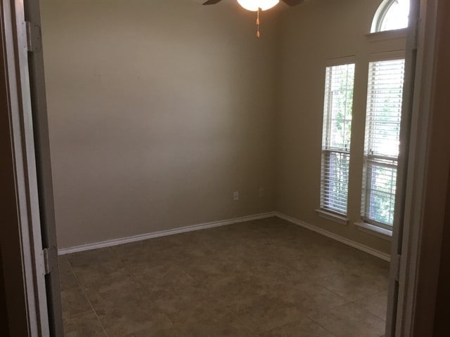 Photo - 3101 Hornbeam St