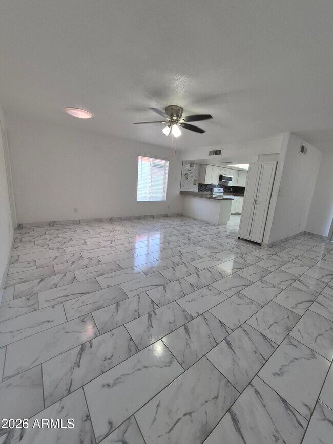 Photo - 517 W Peralta Ave