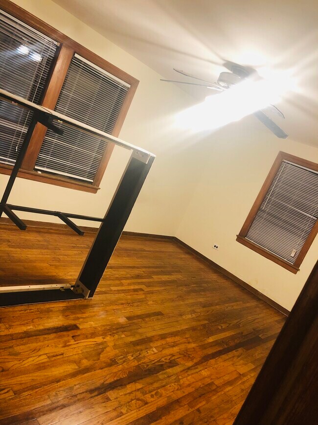 Photo - 5127 S Lawndale Ave Unit 1