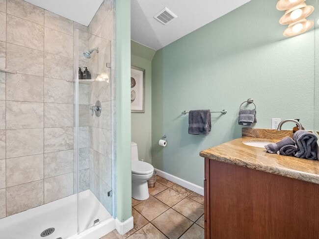 750 Yarmouth Ct