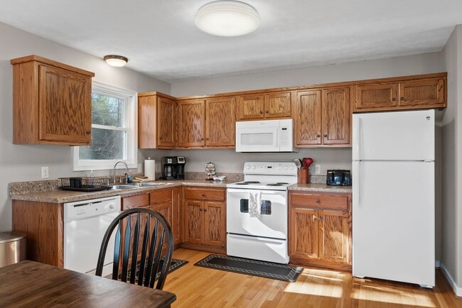 Photo - 3-Bedroom in Town of Farmville with One-Le...