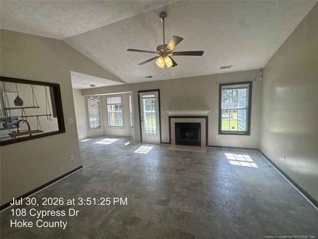 Photo - 108 Cypress Dr