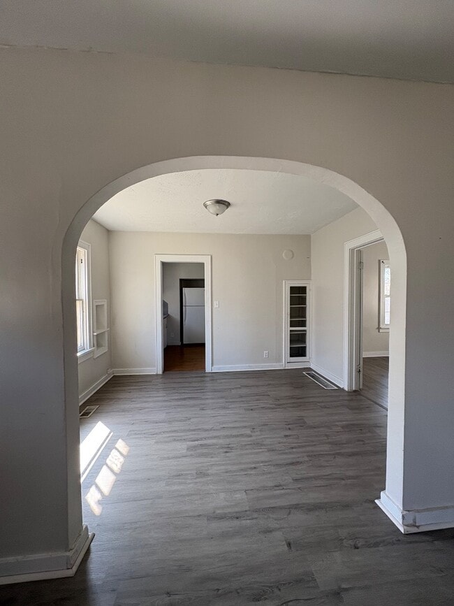 Photo - 609 N Madison St