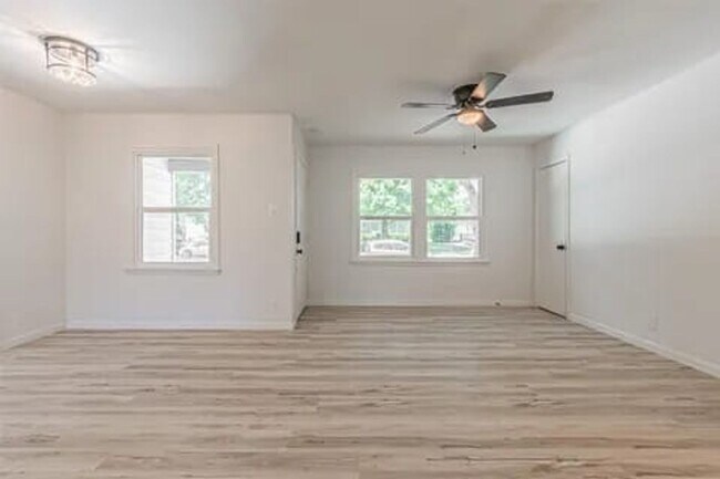 Photo - 2510 Blyth Dr