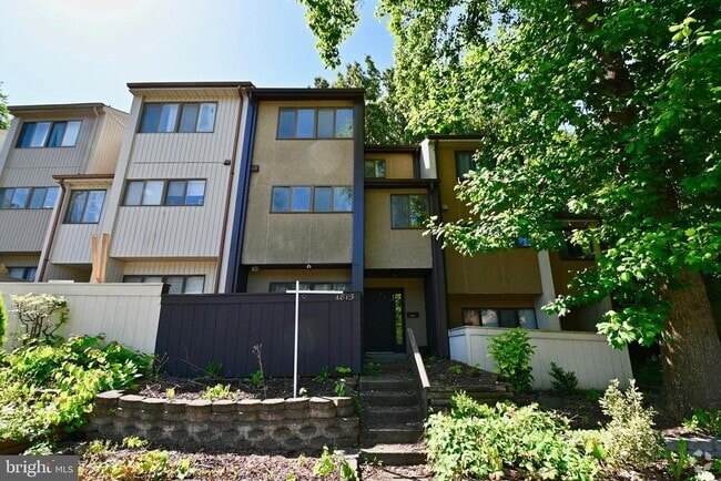 Building Photo - 1813 Old Post Terrace Rental