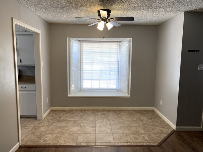 Photo - Cute Cottage Style Duplex in Great Location