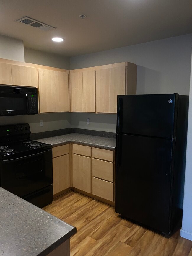 Photo - 1300 Market St Unit 205