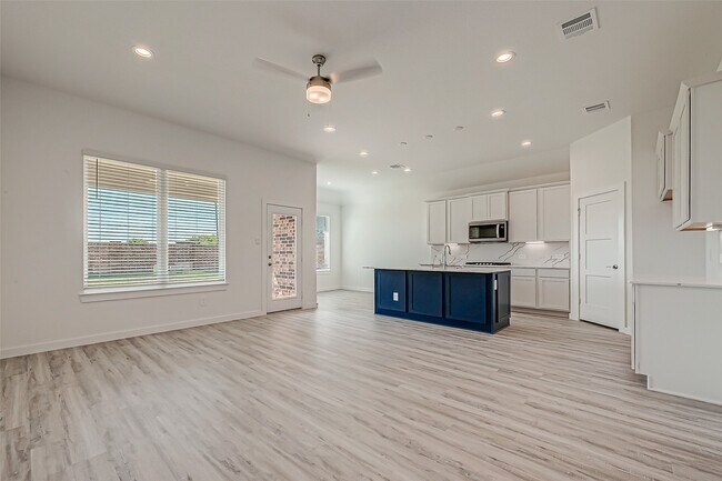 Photo - 3264 Voda Bnd Dr