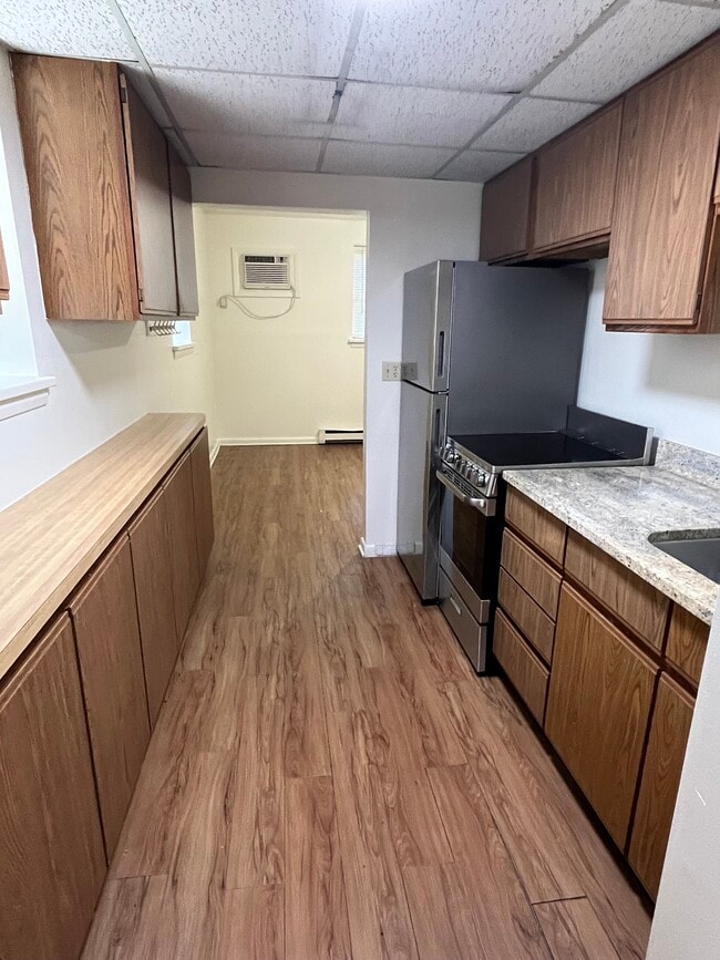 Photo - 314 S Poplar St