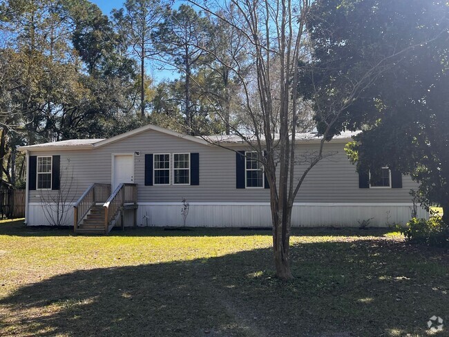 Building Photo - 3 Bedroom 2 Bath Doublewide Mobile Home