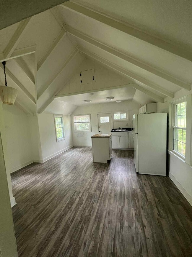 Photo - 826 Dryden Rd Unit #4