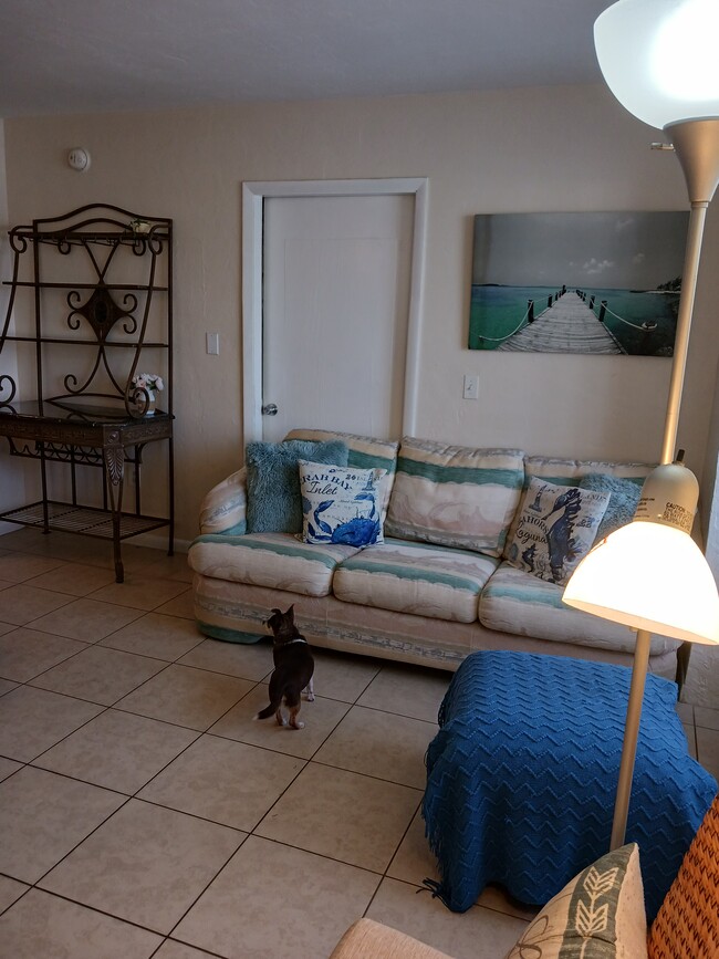 Photo - 21067 Meehan Ave