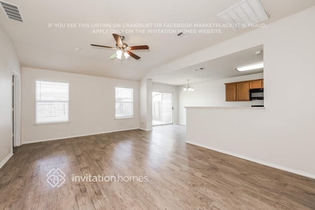 Photo - 1805 White Feather Ln