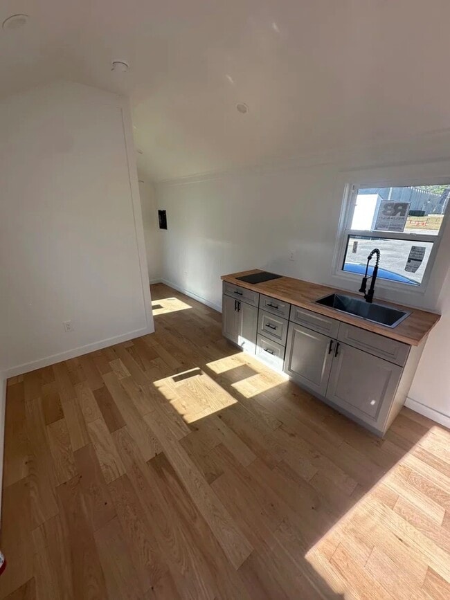 Photo - 2015 Union School Rd SW