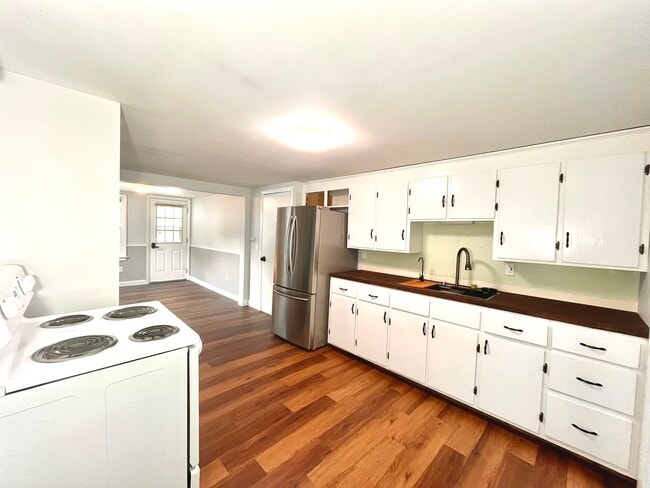 Kitchen and living - 3 Hamel Ave Unit 3