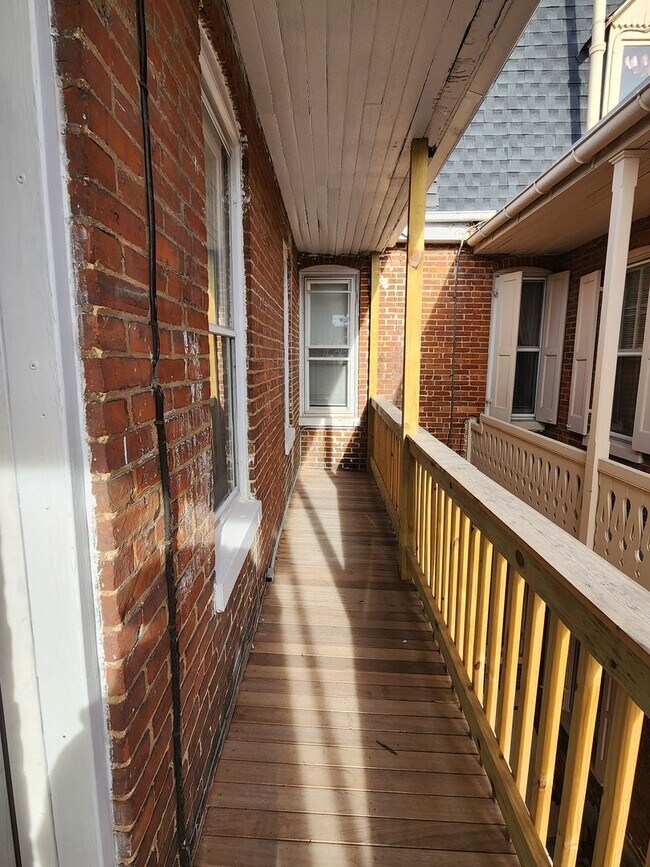 Photo - 330 W Philadelphia St Unit 330 W. PHILADELPHIA ST. #2