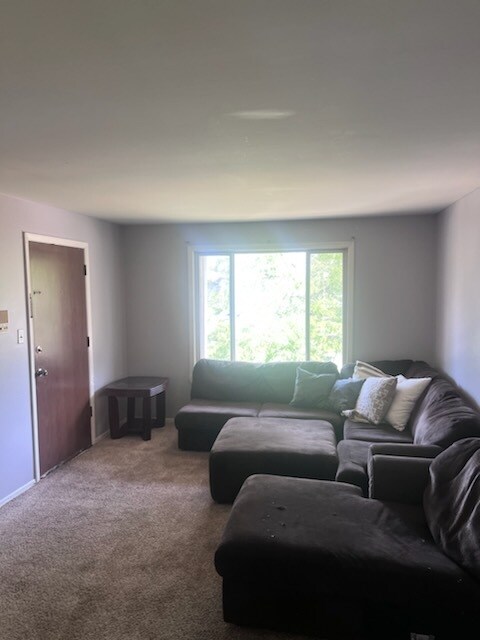 Photo - 642 Melrose Ln Unit 3