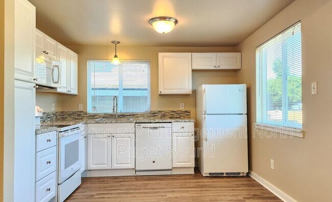 Photo - 2334 Howard Ave Unit A