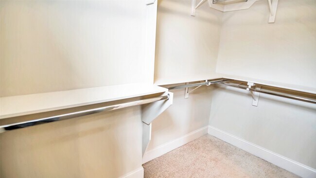 Photo - 1611 Silver St
