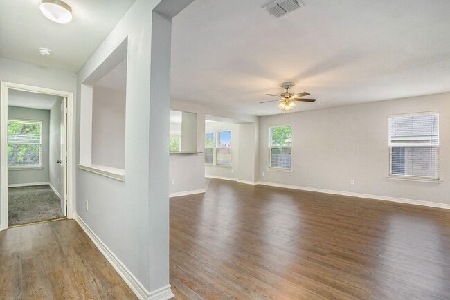 Photo - 2421 Gabriel Dr