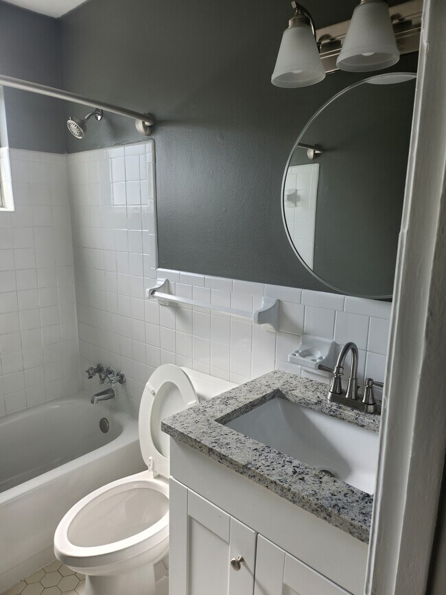 Photo - University Flats