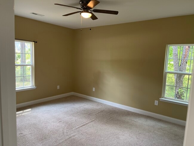 Photo - 5712 Grubb Rd