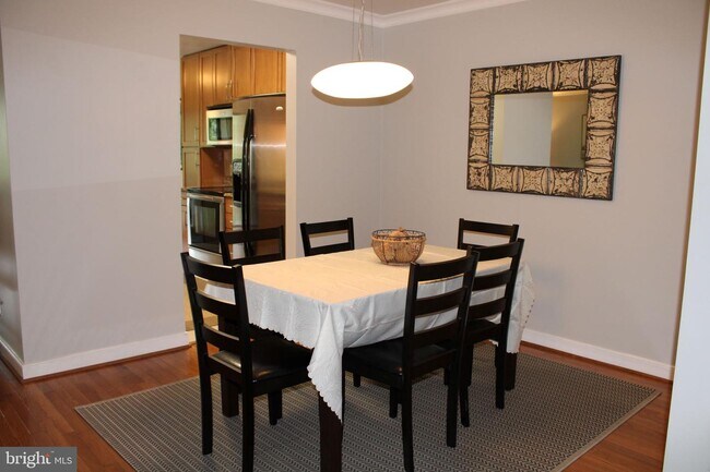 Photo - 302 Hilltop Ln Unit 302J