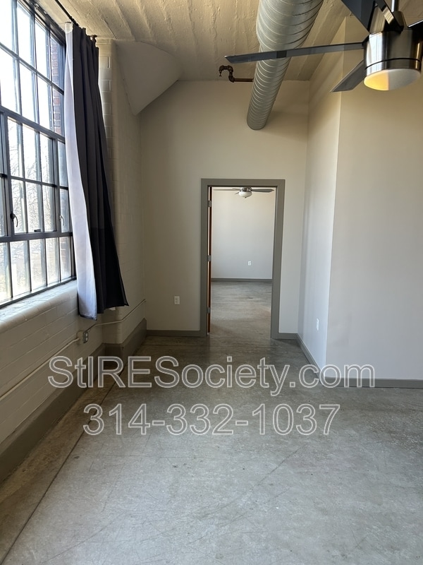 Photo - 8125 Michigan Ave Unit #427