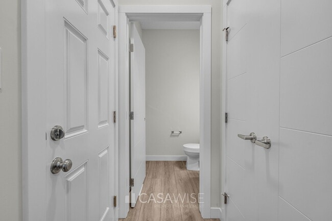 Photo - 1065 Berg Pl