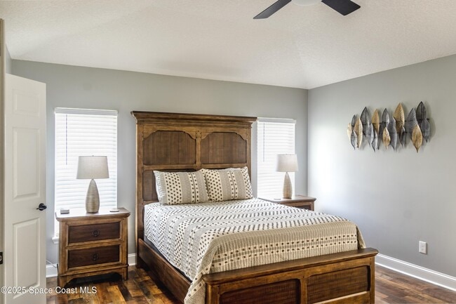 Photo - 11536 Summerhaven Blvd N