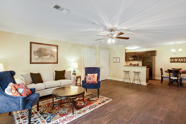 Building Photo - City Heights Denham Springs C.H.A.M. Rental
