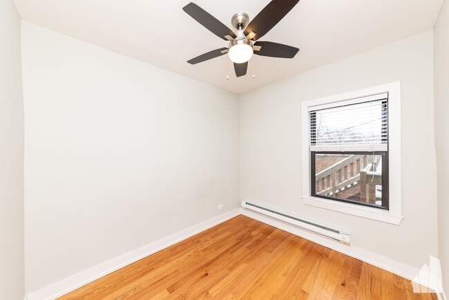 Photo - 545 Chestnut St