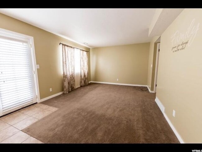 Photo - 3 Bedroom 1.5 Bath Magna Condo. Pets Welcome