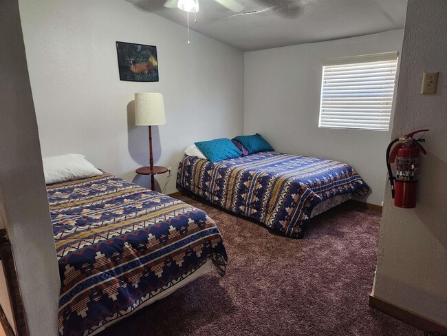 Photo - 845A CR 1987