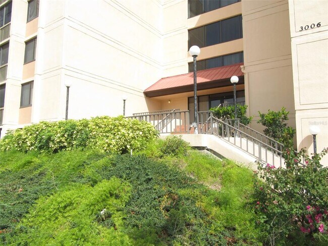 Photo - 3006 Caring Way Unidad 422