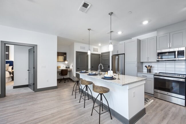 Model Apartment Kitchen - The Currents at Riverfront Place