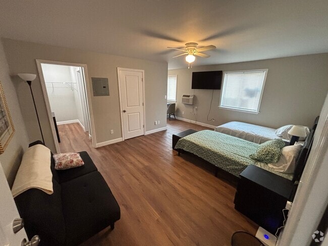 Building Photo - Hillside Harbor Rental