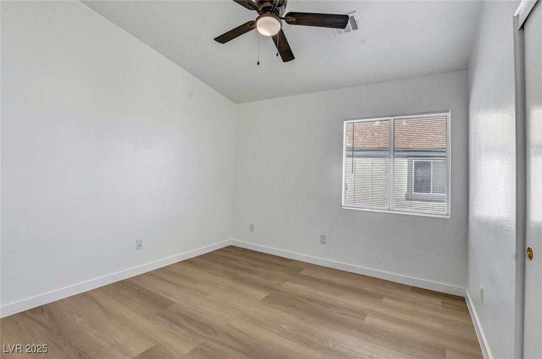 Photo - 5998 Jagged Cut St