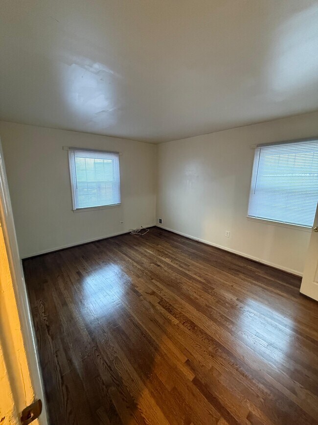 Photo - 7301 Calder Dr