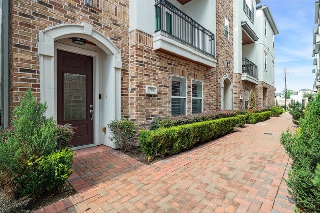 Photo - 2820 Princeton St