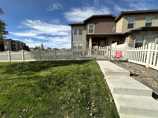 Photo - 3529 Autumn Colors Dr